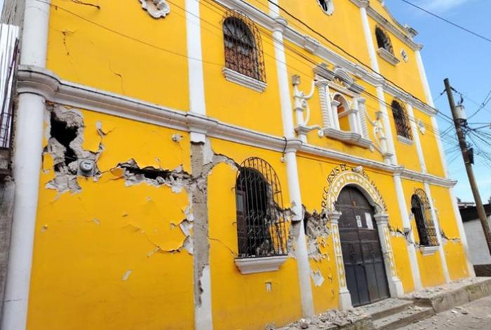 Dos fuertes sismos de magnitud 5.2 y 5.7 sacuden Guatemala