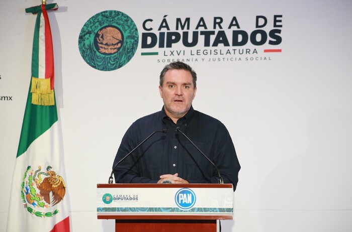 Döring califica de “distractor” el conversatorio en el Senado sobre telecomunicaciones