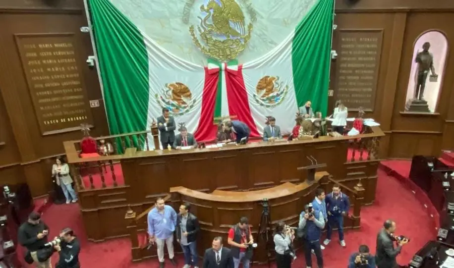 El 50% de Rezago en iniciativas seria por la Comisión de Justicia, señala Barragán