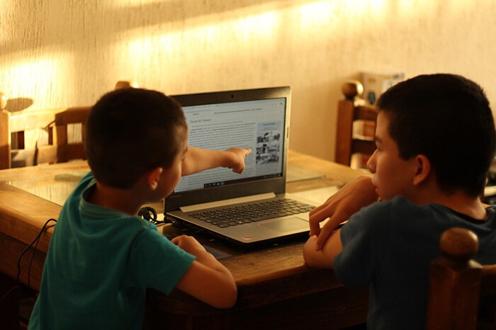 El 82.5% de los michoacanos accede a Internet; sólo el 67.7% tiene el servicio en su casa: Inegi