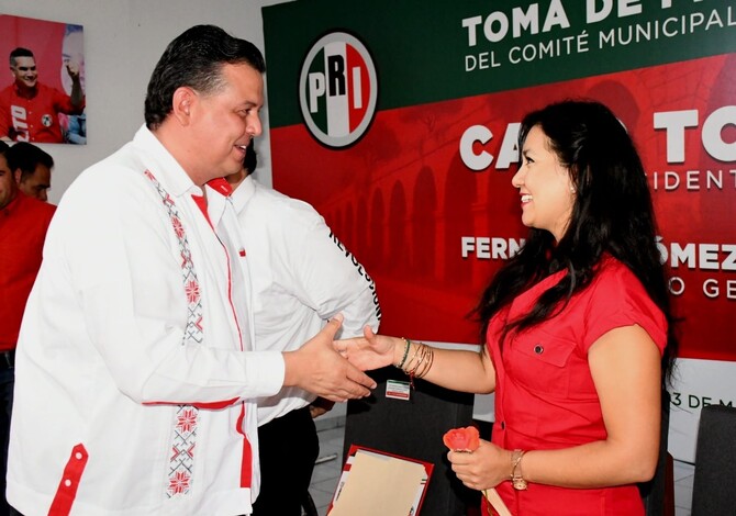 El buen priista se forma en la fila de la disciplina: Caro Tomas