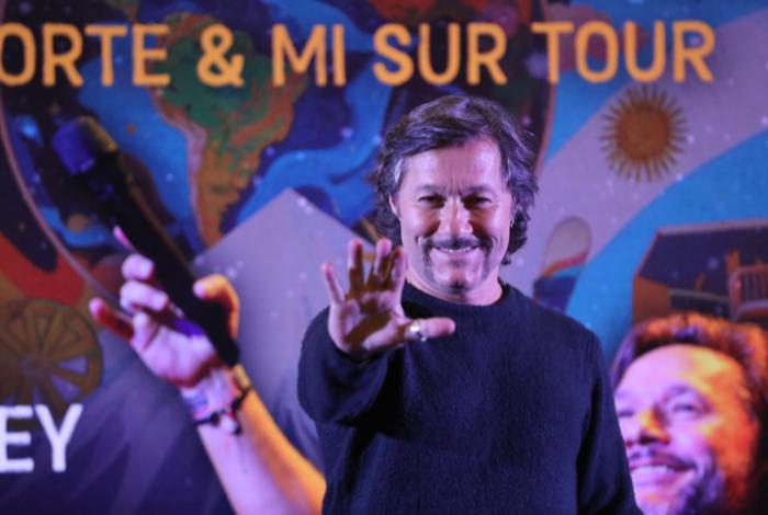 El cantante Diego Torres vuelve a México con nuevo álbum y guiños al regional mexicano