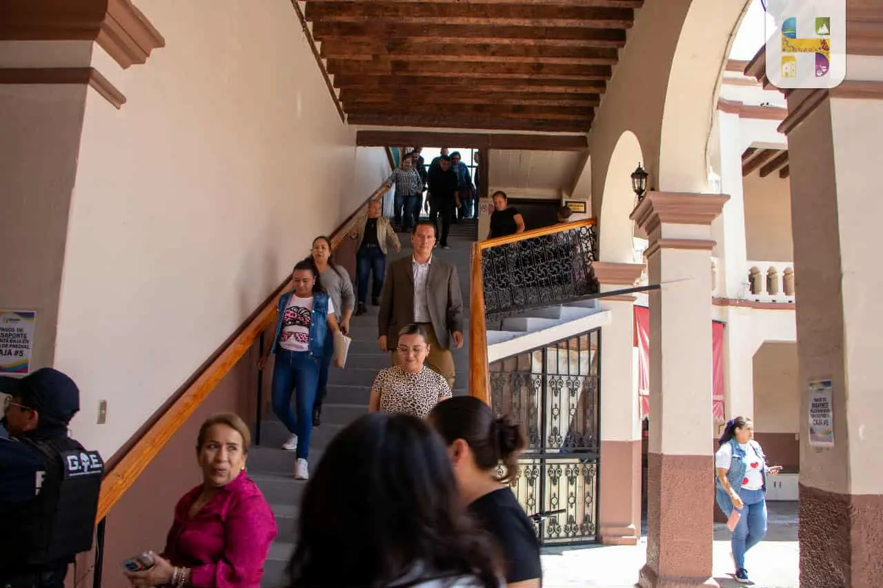 El Gobierno Municipal y diversas instituciones educativas, participaron en el Segundo Simulacro Nacional 2025