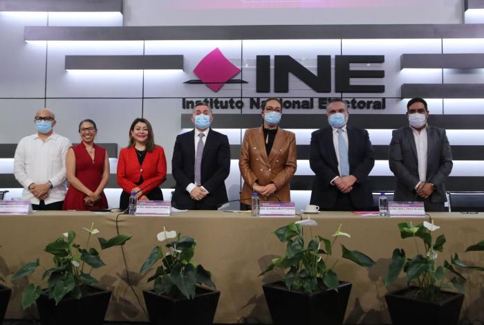 El INE actúa con apego a la ley y bajo decisiones técnicasadoptadas por sus máximos órganos de dirección