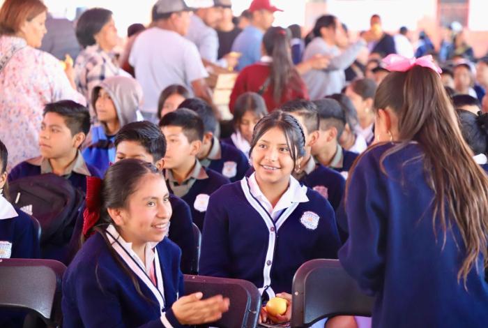 El Largo Camino hacia la Rectoría Educativa