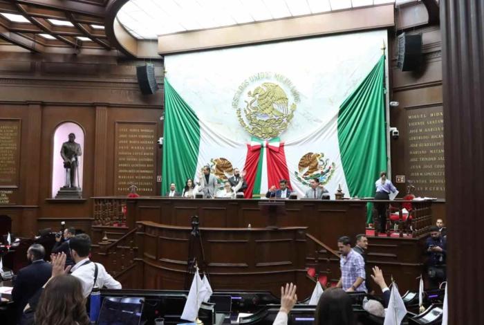 El nombre de Amalia Solorzano Bravo será inscrito en el muro de honor del Palacio Legislativo de Michoacán