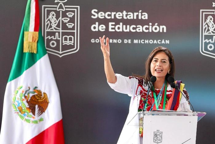 El sonido de Paracho llegará a todas las secundarias con 10 mil guitarras: Gabriela Molina