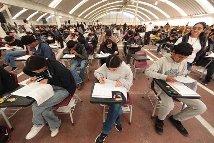 Ellos son los admitidos en las Normales del Estado tras presentar examen del Ceneval