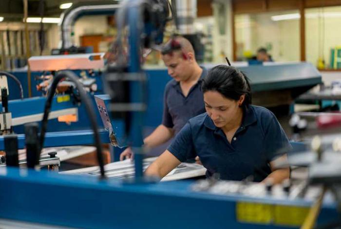 Empresarios alertan del impacto económico y electoral de la política migratoria de Trump