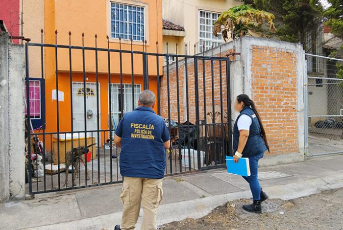 En cateo a una casa de Villa Magna, en Morelia, rescata FGE a 5 perros víctimas de maltrato