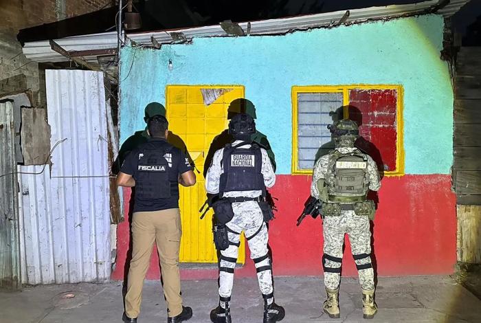 En cateo realizado en Morelia, asegura FGE 950 dosis de metanfetamina
