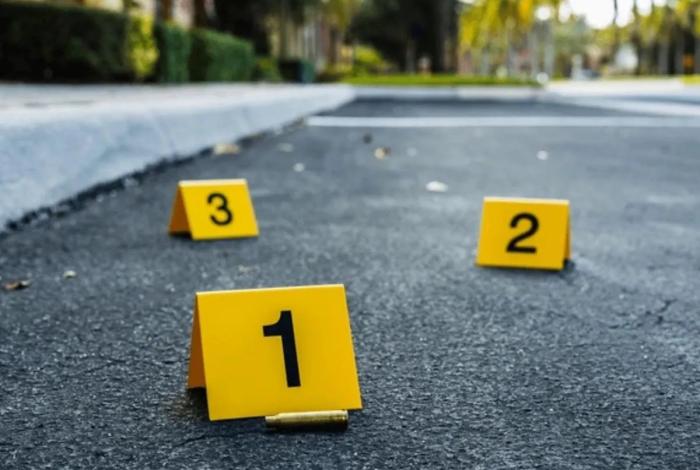 En fiesta patronal asesinan a un hombre y una mujer en Tepalcatepec