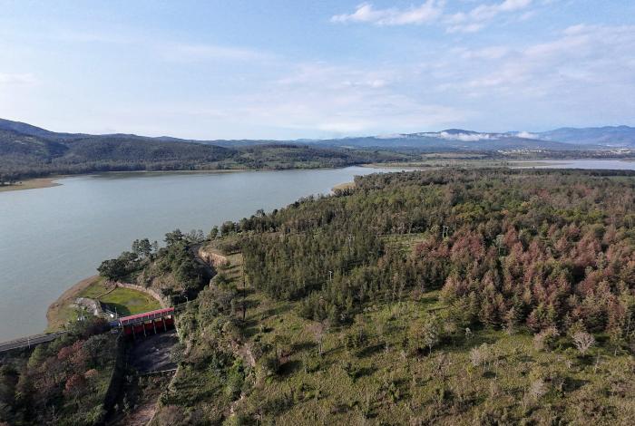 En marcha, desfogues preventivos en presa de Cointzio