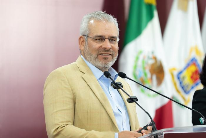 En Morelia, 280 urbanos obsoletos serán sustituidos por 160 unidades nuevas híbridas: Bedolla
