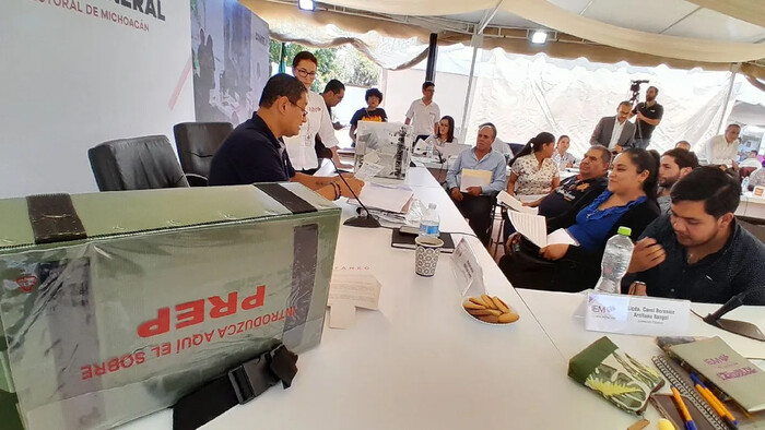 En sede central de IEM, cómputo de elección de cuatro municipios