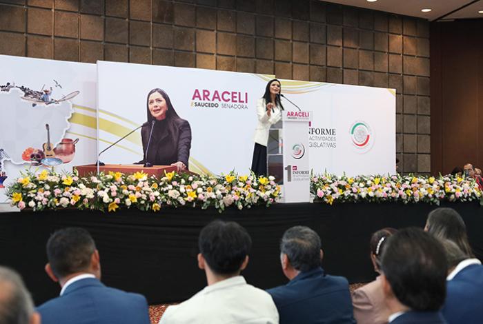 En su primer informe, senadora Araceli Saucedo destaca reformas en favor de mujeres, jóvenes y migrantes