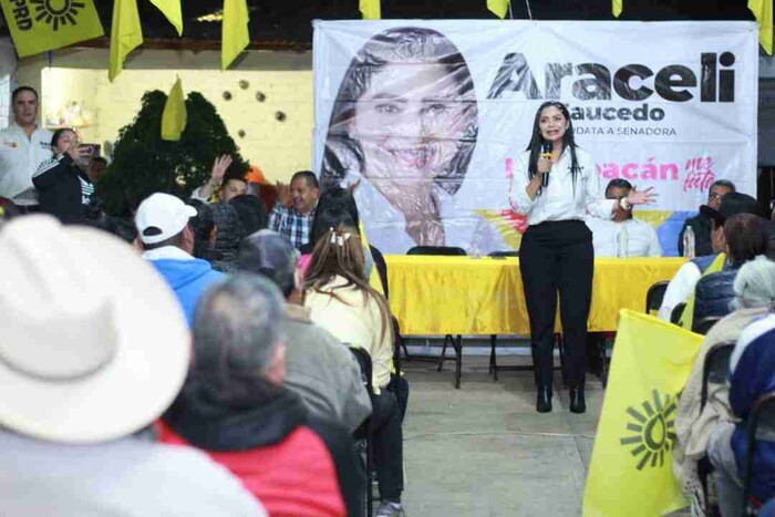  En Tingambato cierran filas a favor de Araceli Saucedo en la defensa de México