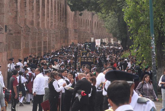 EN VIVO | Seis mil alumnos y más contingentes participan en el desfile por el natalicio de Morelos