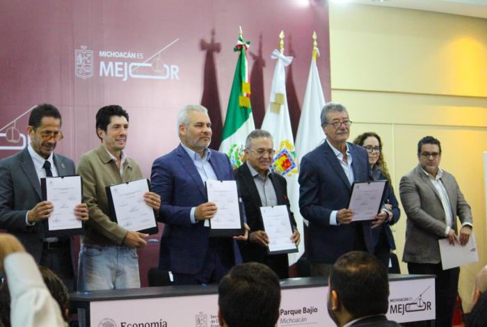 Encabeza Bedolla firma de convenio de fideicomiso de parque industrial Bajío