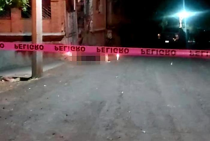 Encuentran cu3rpo con el tiro de gracia en Queréndaro