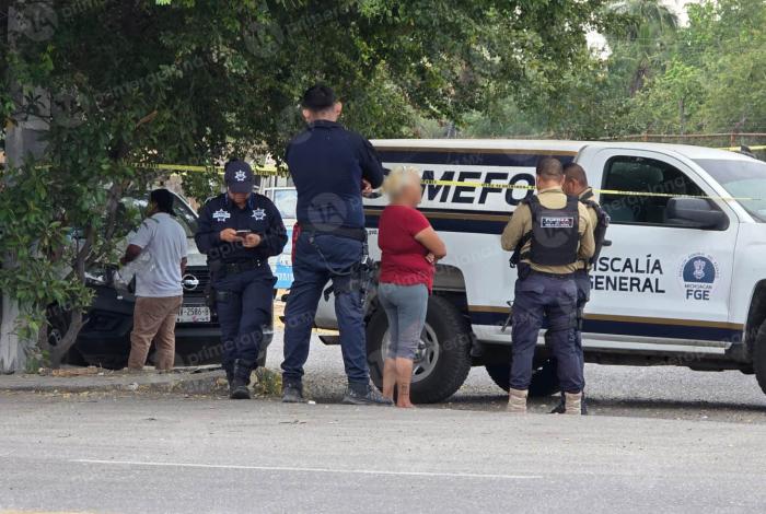 Encuentran cu3rpo frente al estacionamiento de ArcelorMittal, en LC