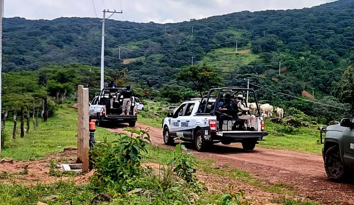 Encuentran un cuerpo descuartizado en hielera en camino rural de Zinapécuaro, Michoacán