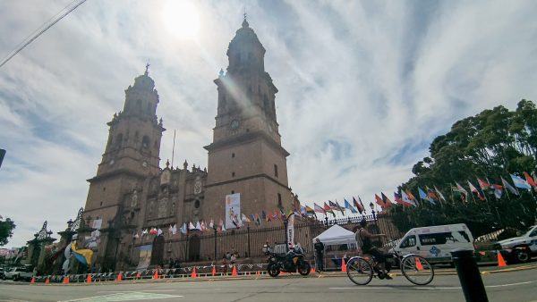 Entre cierres y manifestaciones, Morelia disfruta de su ciclovía dominical