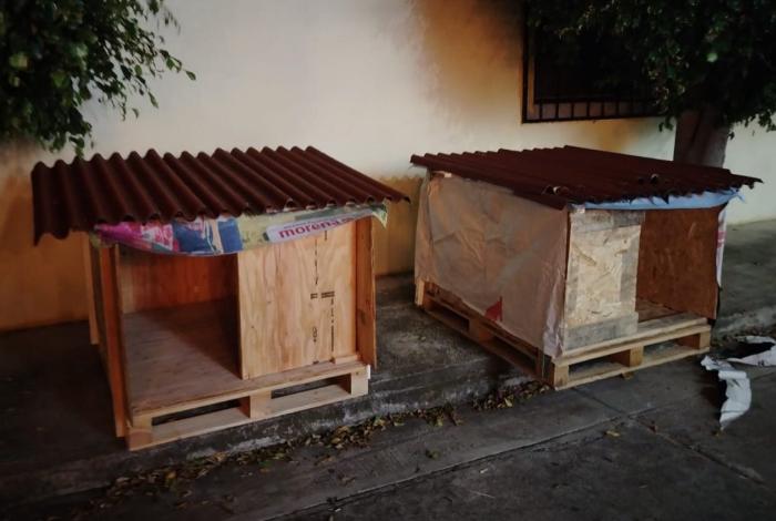 Entrega Ghapad casitas a lomitos comunitarios