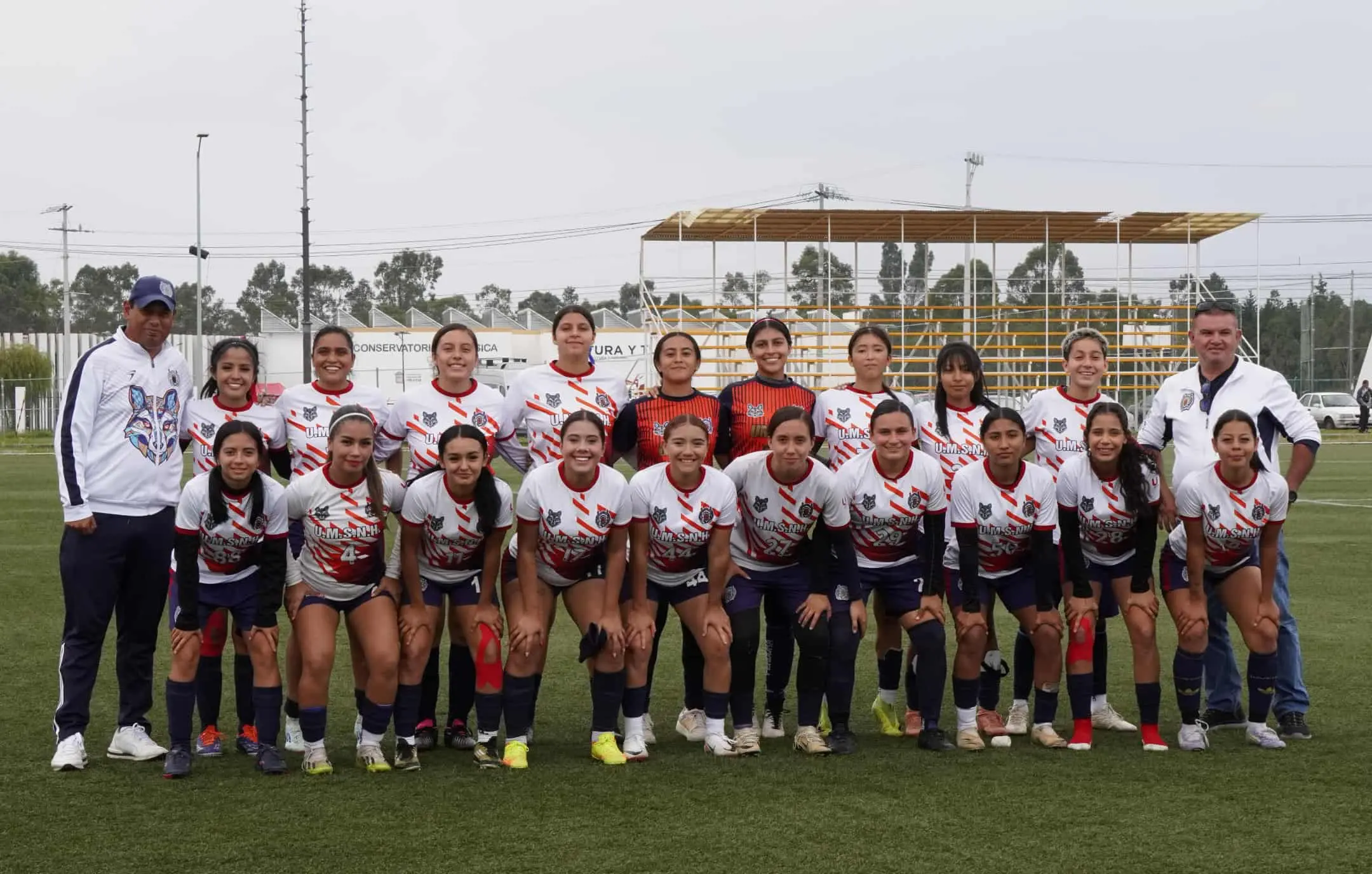 Equipos de la UMSNH se presentan ante su afición en la Liga TDP