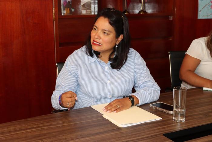  Eréndira Isauro Hernández impulsa armonización de la Ley de Archivos en Michoacán