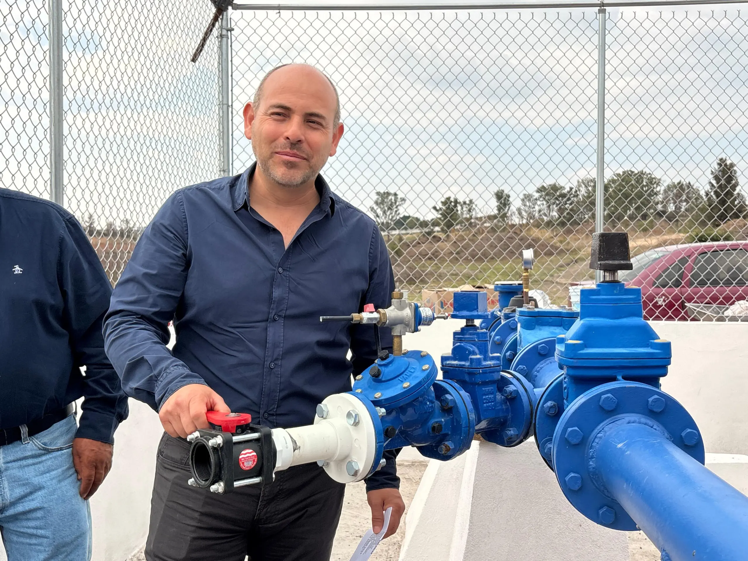 Eric Gaona García inauguró el Pozo de agua Erandeni