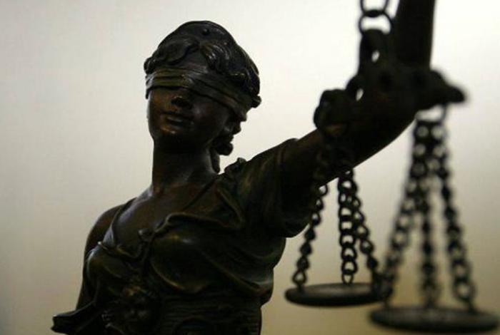 Especialistas advierten de nuevos “hilos de control” en el sistema judicial
