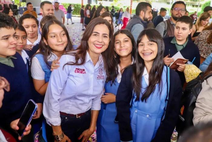 Este año sumarán más de 600 mil tenis entregados: Gabriela Molina