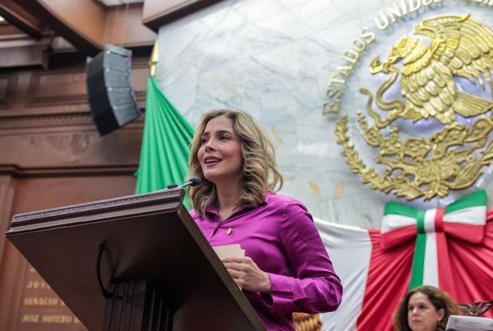  Estoy legislando en serio, para que nadie se quede atrás: Brissa Arroyo