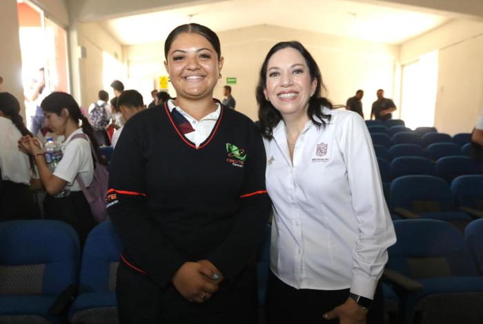 Estudiantes aún pueden registrarse para ingresar al bachillerato en Michoacán