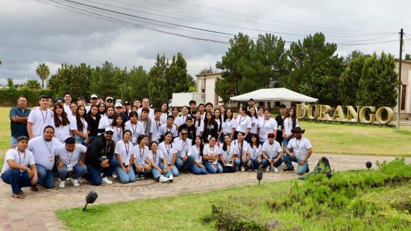 Estudiantes de Cecytem conquistan dos medallas de plata en festival nacional