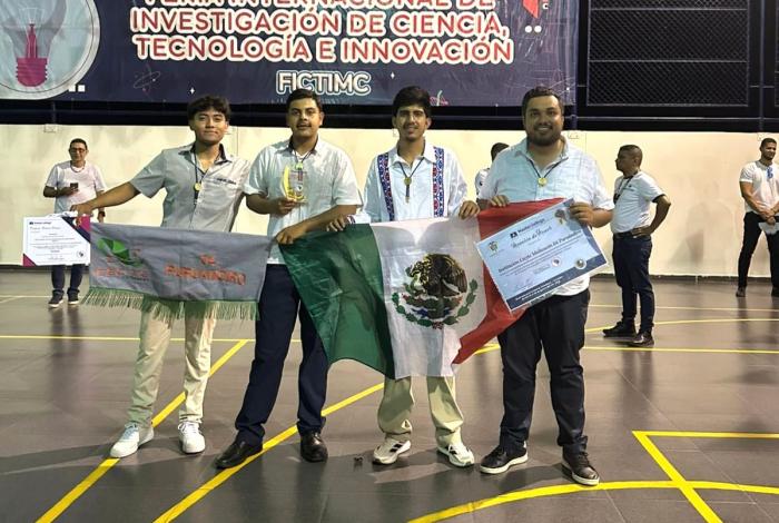 Estudiantes del Cecytem ganan primer lugar en feria internacional de ciencia en Colombia