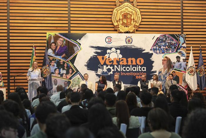 Estudiantes del Verano Nicolaita marcan la diferencia con proyectos de investigación: Yarabí Ávila