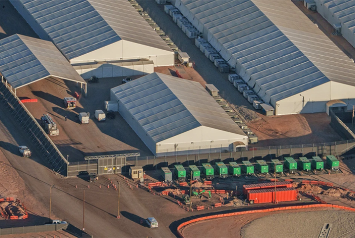 EUA planea cerrar el mayor centro de detención para migrantes, según reporte