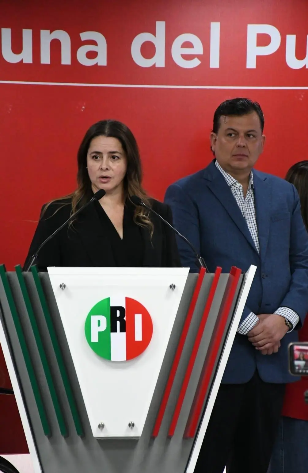 Exhibe regidora Edna Martínez derroche de recursos en el informe de Morelia