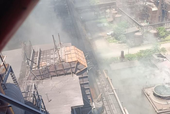 Explota reactor en ArcerorMittal; de milagro no hay víctimas