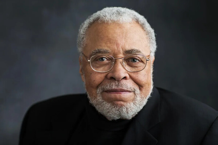 Fallece James Earl Jones, leyenda de la actuación, a los 93 años