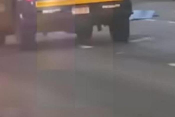 Fallece peatón tras ser atropellado en la carretera Morelia-Salamanca