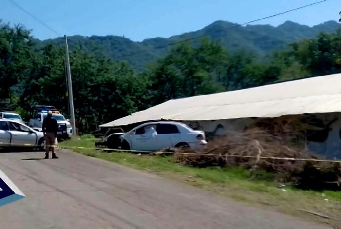 Fallece taxista tras chocar contra un auto en el municipio de Benito Juárez; hay una mujer herida