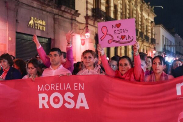 Familias llenan de esperanza las calles de Morelia con la Caminata Pinktate de Rosa