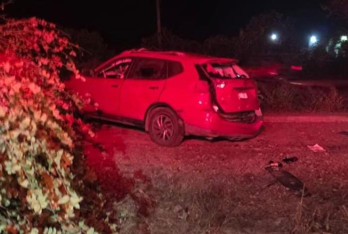 Fatal volcadura en el Costero Bicentenario deja un adolescente sin vida y dos más lesionados