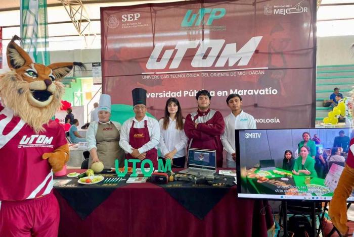 Ferias del Bienestar impulsan oferta educativa para jóvenes con Plan Michoacán