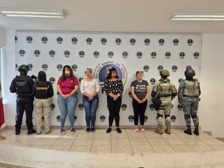 FGE detiene a cuatro mujeres por secuestro exprés y extorsión en Morelia