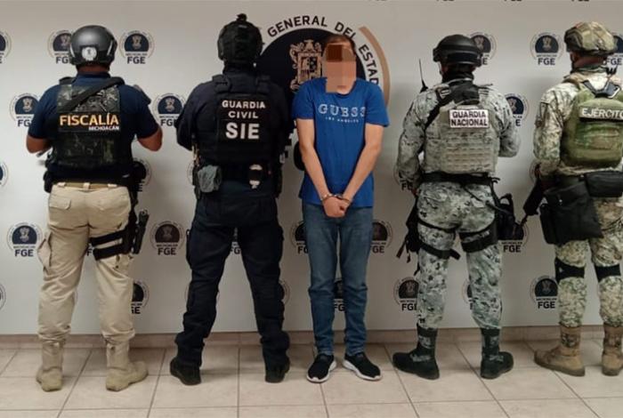 FGE formula imputación en contra de exfuncionario de Jiquilpan por cohecho y rebelión