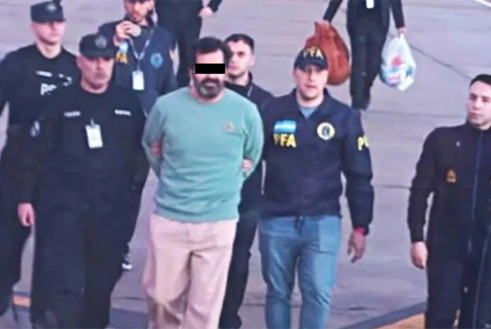FGR revela influencia interna de vicealmirante detenido en trama de huachicoleo